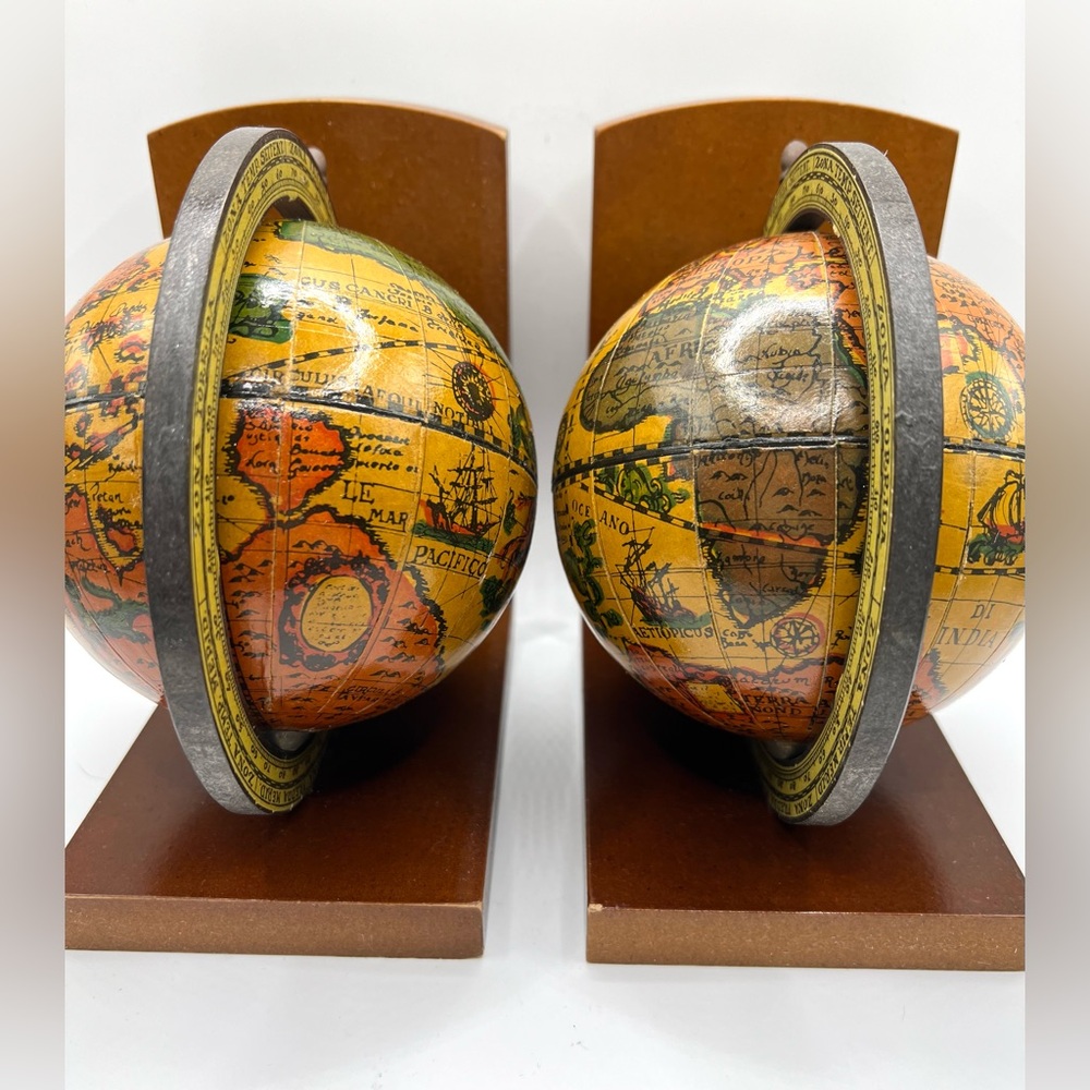 Set of 2 VTG Wooden Old World Spinning Globe Bookends Office Decor Italy 6.5 in